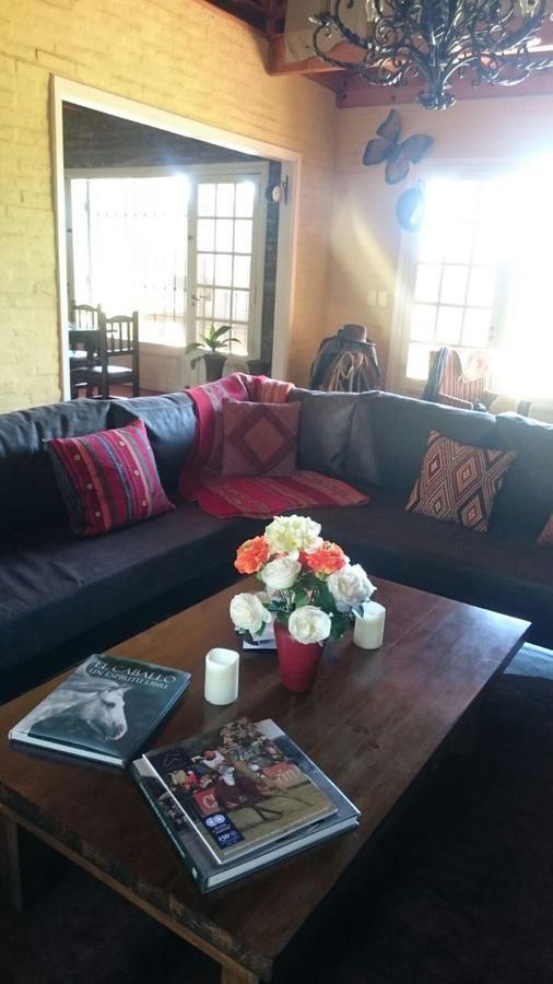 The Polo House Bed & Breakfast Pilar  Dış mekan fotoğraf