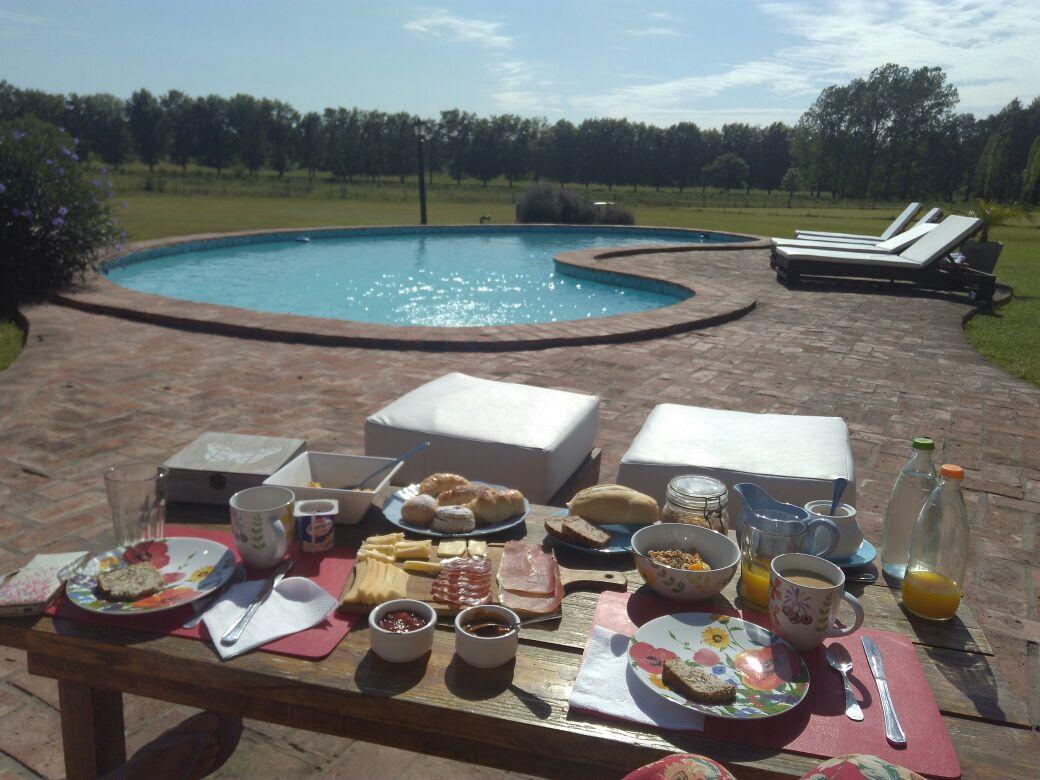 The Polo House Bed & Breakfast Pilar  Dış mekan fotoğraf